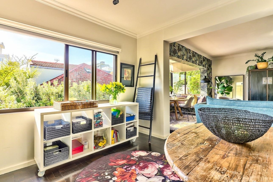To Let 1 Bedroom Property for Rent in Bantry Bay Western Cape